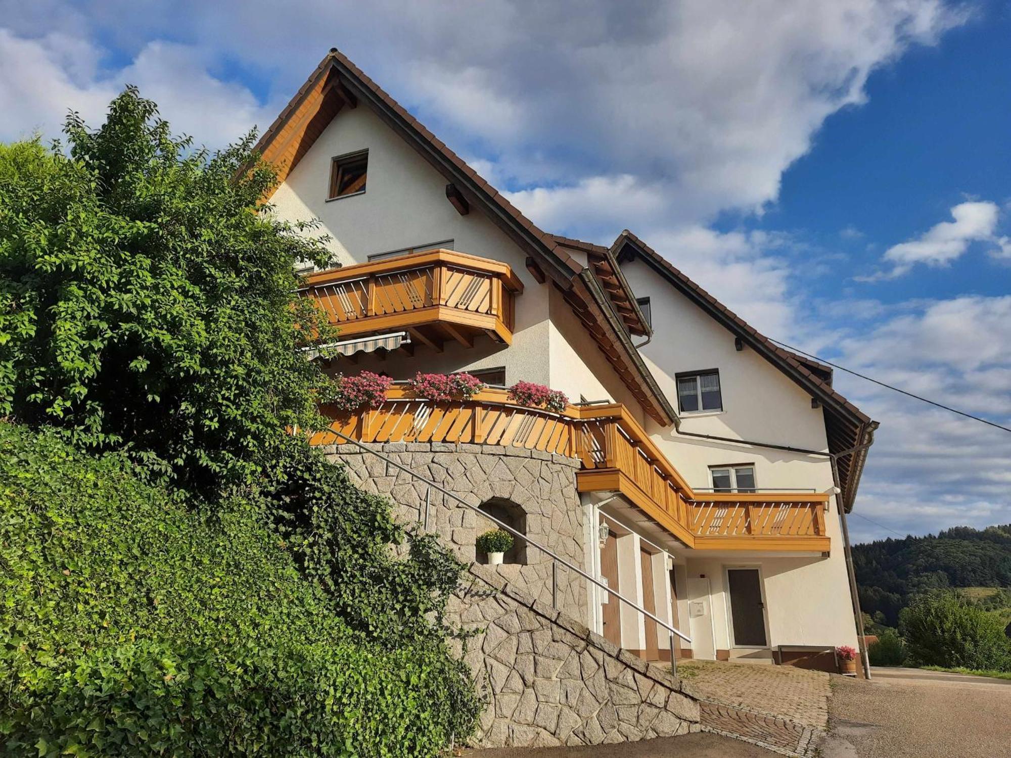 Apartamento Haus Am Schroffen Ottenhofen im Schwarzwald Exterior foto